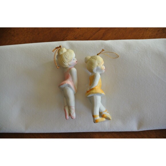 Lot of 2 Vintage 1990s Porcelain Bisque Ballerina Ornaments Lillian Vernon 3.75" - Picture 5 of 10